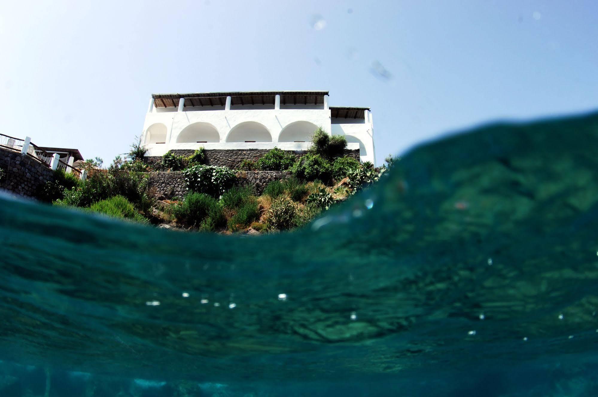Hotel Cincotta Panarea Exterior foto