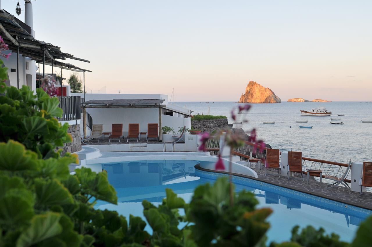 Hotel Cincotta Panarea Exterior foto