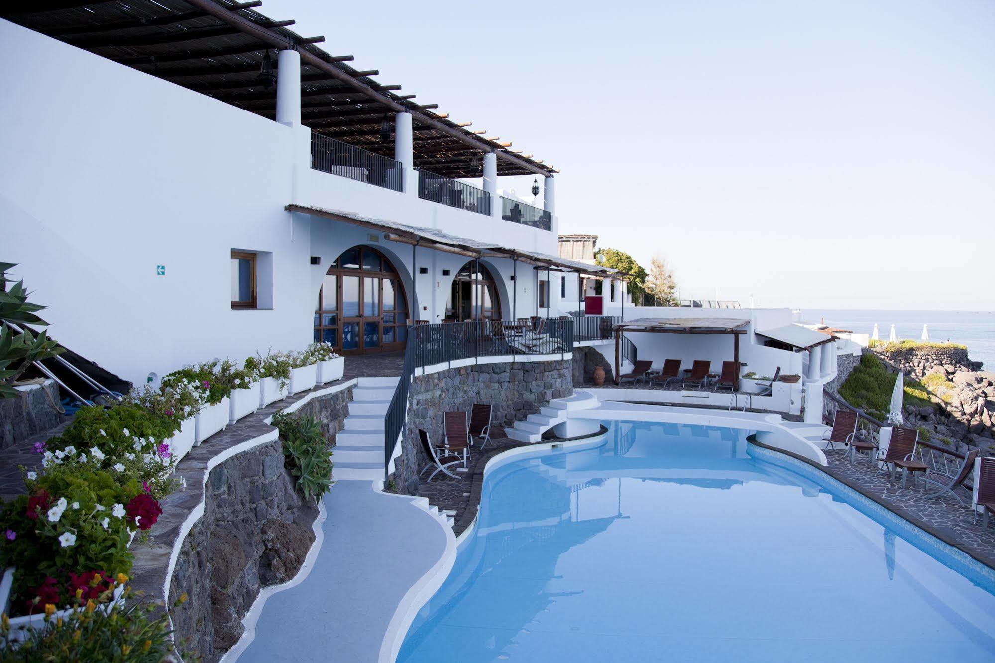 Hotel Cincotta Panarea Exterior foto